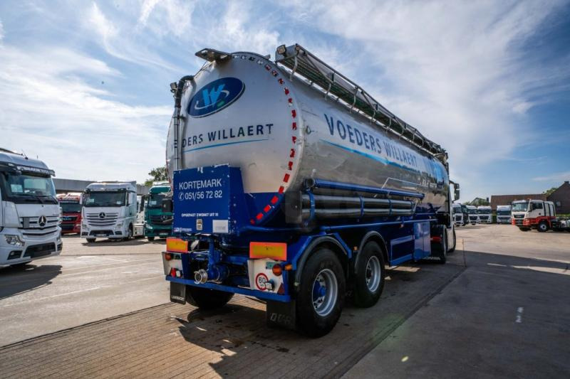 Ova OVA - 330B.G-8 COMP. - Tank semi-trailer: picture 4 Ova OVA - 330B.G-8 COMP. - Tank semi-trailer: picture 4