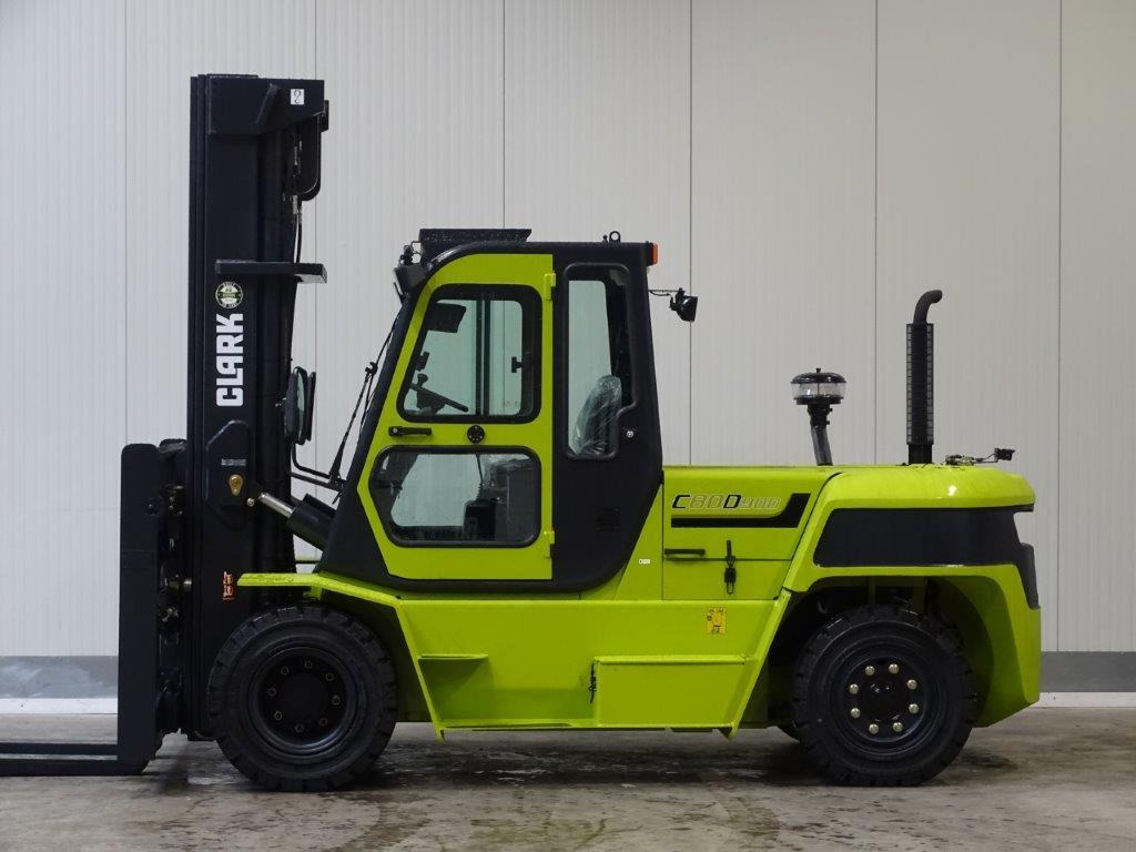 Clark C80D900 - TRIPLEX - NEU - Diesel forklift: picture 3 Clark C80D900 - TRIPLEX - NEU - Diesel forklift: picture 3