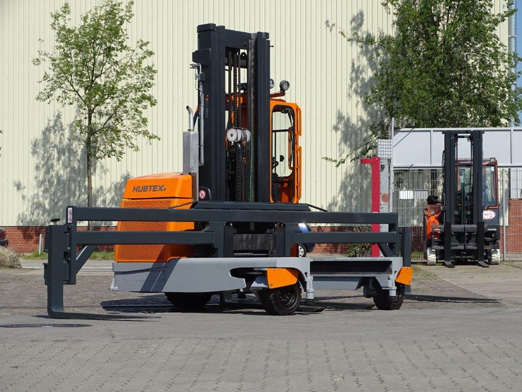 Hubtex DQ45-G - TRAVERSE - 4-way reach truck: picture 4 Hubtex DQ45-G - TRAVERSE - 4-way reach truck: picture 4