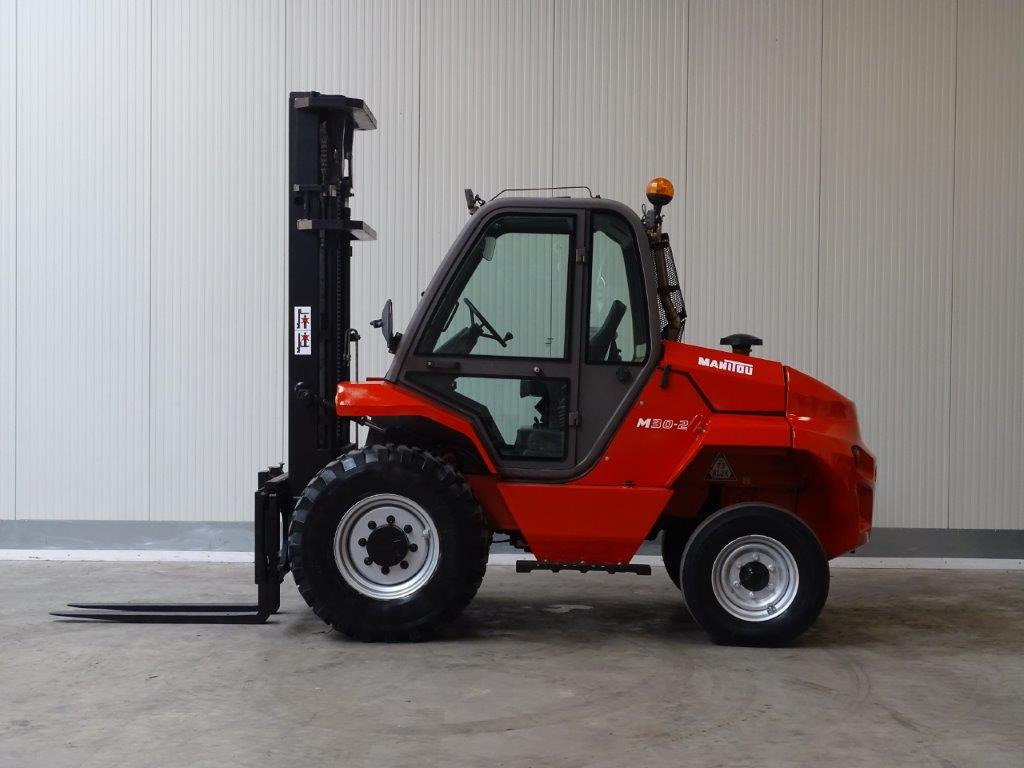 Manitou M30 - TRIPLEX - Rough terrain forklift: picture 3 Manitou M30 - TRIPLEX - Rough terrain forklift: picture 3