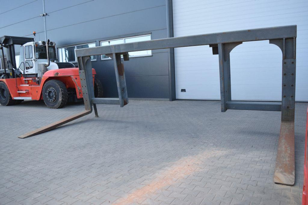 Stabau A26-LGT 220/750 Langguttraverse - Forks for Construction machinery: picture 3 Stabau A26-LGT 220/750 Langguttraverse - Forks for Construction machinery: picture 3