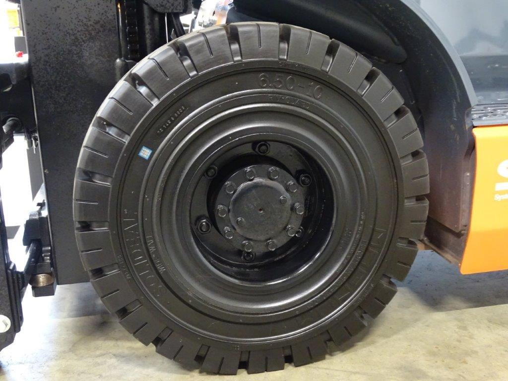 Toyota 02-8FGF18 - DEMO - TRIPLEX leasing Toyota 02-8FGF18 - DEMO - TRIPLEX: picture 9 Toyota 02-8FGF18 - DEMO - TRIPLEX leasing Toyota 02-8FGF18 - DEMO - TRIPLEX: picture 9