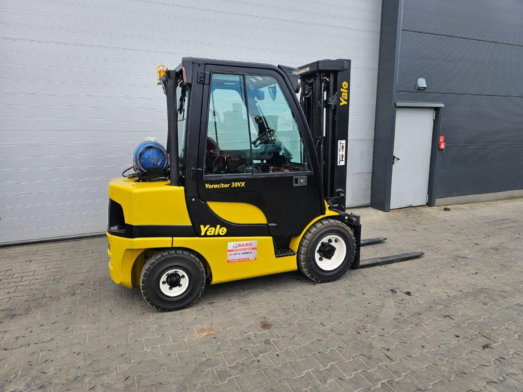 Yale GLP30VX - TRIPLEX - Forklift: picture 3 Yale GLP30VX - TRIPLEX - Forklift: picture 3