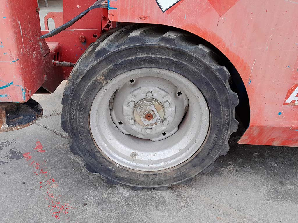 Scissor lift GENIE GS2668RT: picture 9