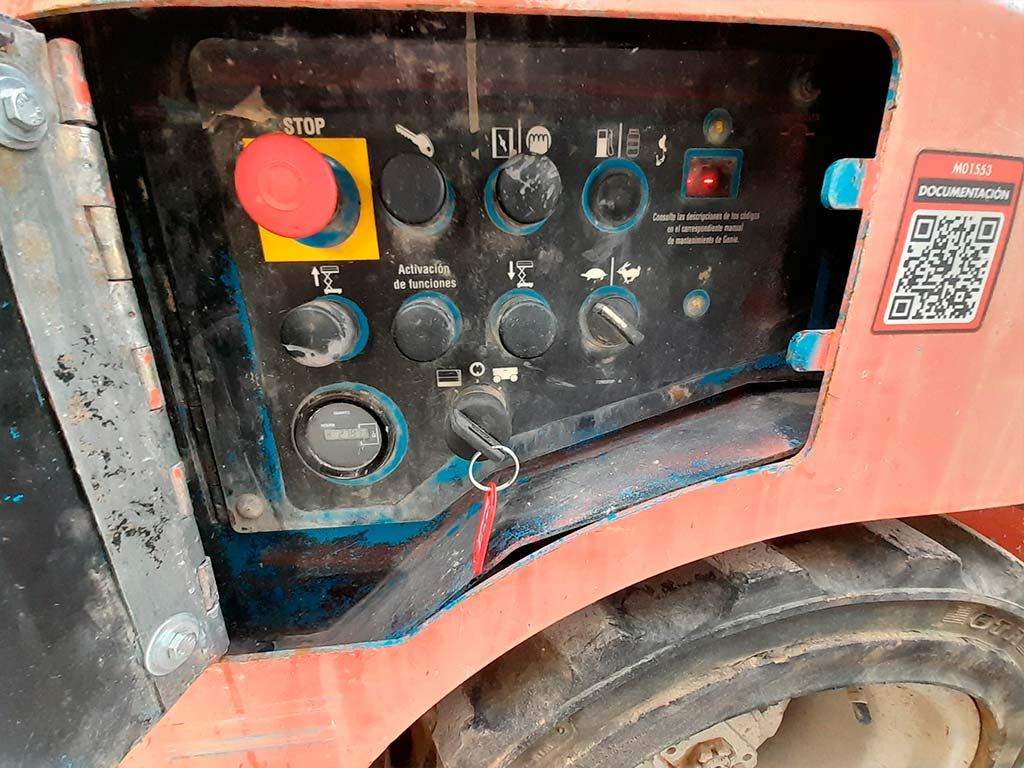 Scissor lift GENIE GS2668RT: picture 14