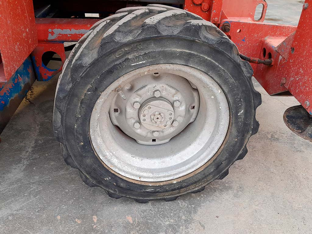 Scissor lift GENIE GS2668RT: picture 8