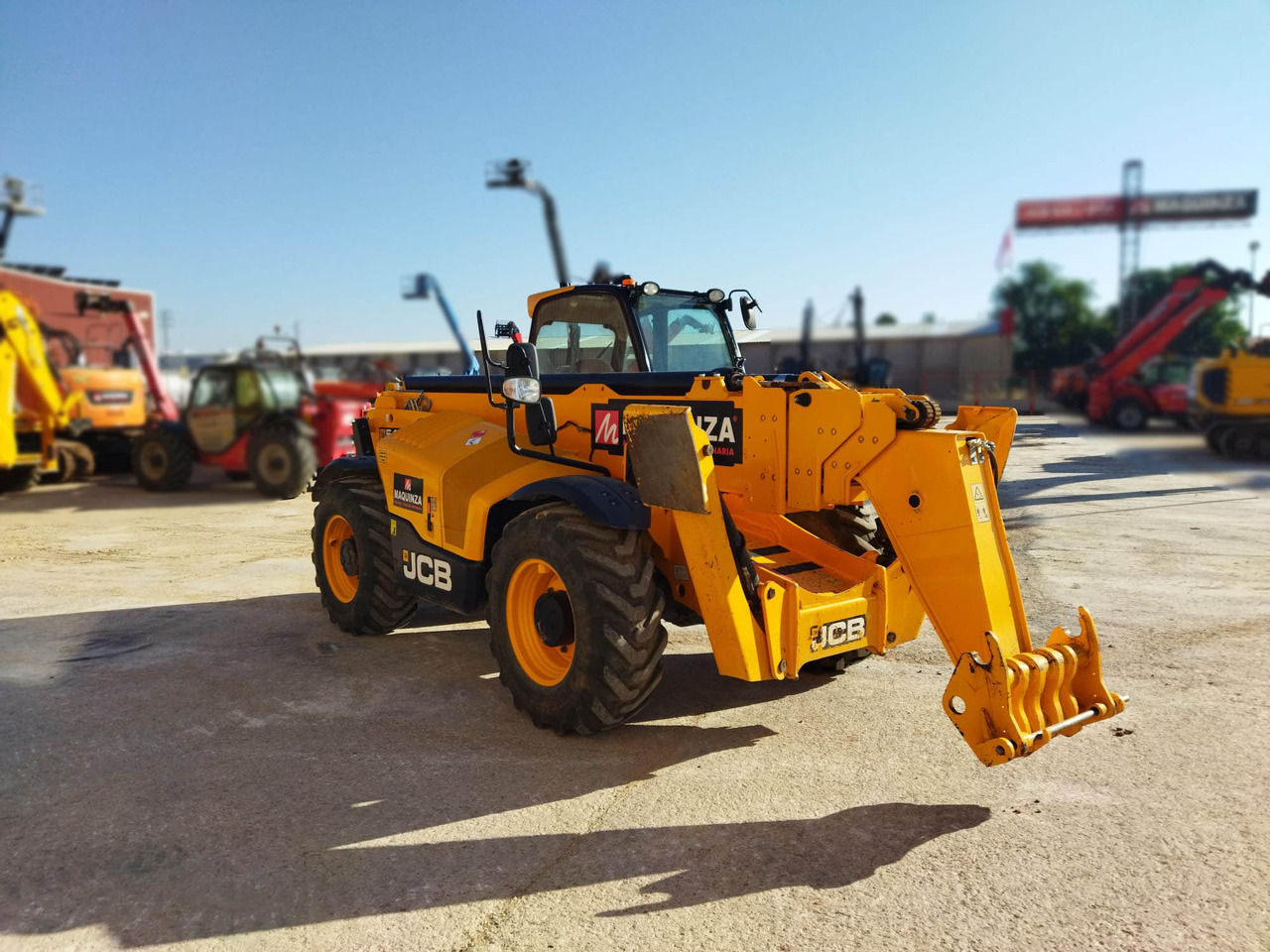 JCB 540.180 - Telescopic handler: picture 2 JCB 540.180 - Telescopic handler: picture 2