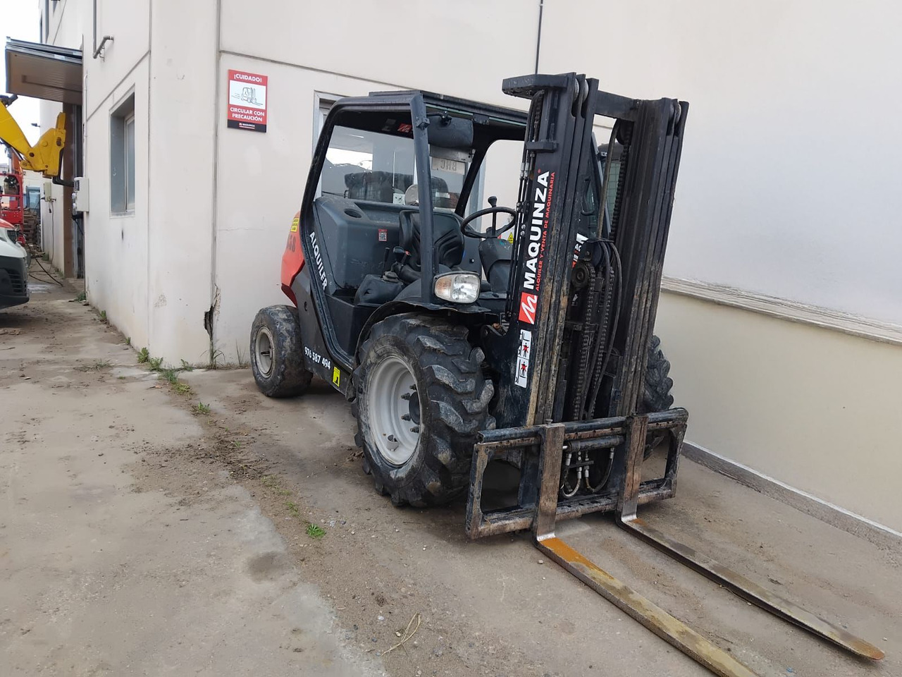 MANITOU MC18.4 D - Diesel forklift: picture 3 MANITOU MC18.4 D - Diesel forklift: picture 3