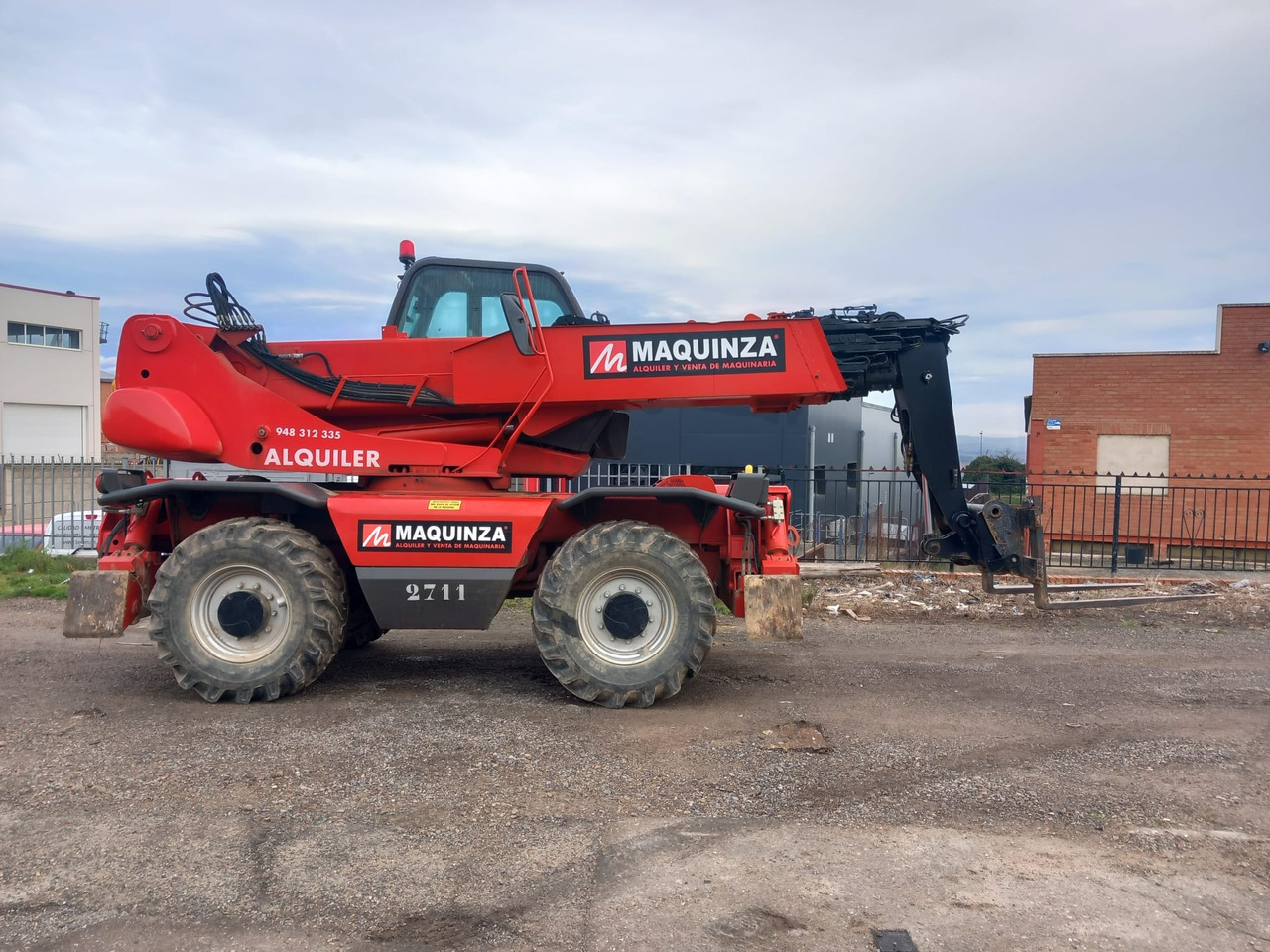 MANITOU MRT1742 - Telescopic handler: picture 1 MANITOU MRT1742 - Telescopic handler: picture 1