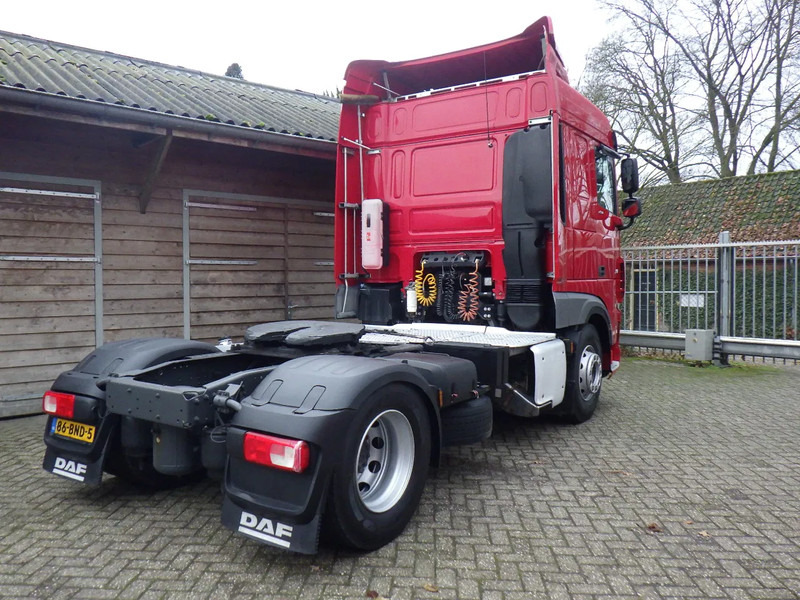 DAF XF 450 Smart Tacho 2 / 8 Tons vooras - Tractor unit: picture 3 DAF XF 450 Smart Tacho 2 / 8 Tons vooras - Tractor unit: picture 3