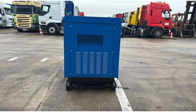 Diesel Generator Set WP41R (41 KVA/ 400V / 1500 RPM / 3 PHASE / 54 A / 50 HZ) - Generator set: picture 2 Diesel Generator Set WP41R (41 KVA/ 400V / 1500 RPM / 3 PHASE / 54 A / 50 HZ) - Generator set: picture 2