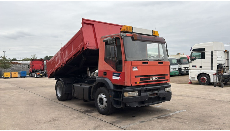 Iveco Eurotech 240 E 42 (POMPE MANUELLE / MANUAL PUMP / MANUAL GEARBOX / BOITE MANUELLE) - Tipper: picture 3 Iveco Eurotech 240 E 42 (POMPE MANUELLE / MANUAL PUMP / MANUAL GEARBOX / BOITE MANUELLE) - Tipper: picture 3