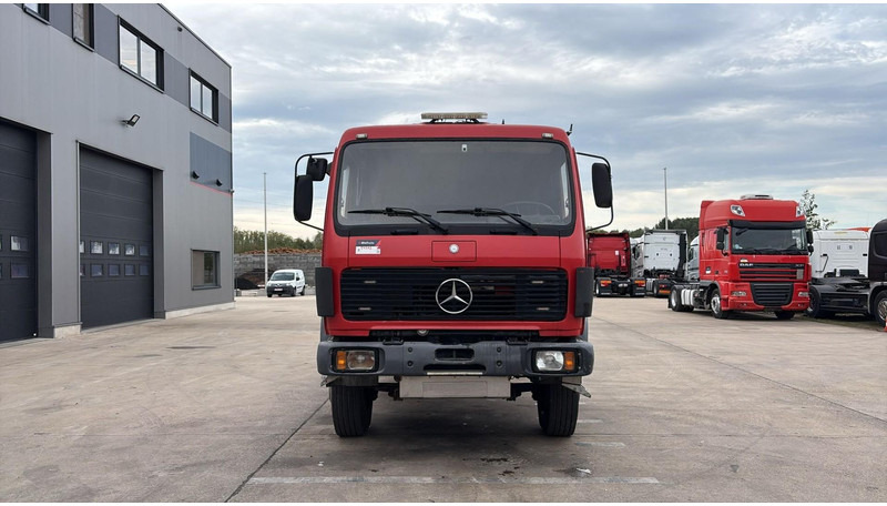 Mercedes-Benz SK 2233 (GRAND PONT / V8 AVEC 2X TURBO / BIG AXLE) - Cab chassis truck: picture 2 Mercedes-Benz SK 2233 (GRAND PONT / V8 AVEC 2X TURBO / BIG AXLE) - Cab chassis truck: picture 2