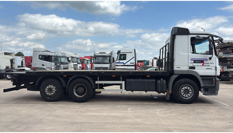 Mercedes-Benz actros 2541 (EPS / 3 PEDALES / LAMES DEVANT / STEEL FRONT / PARFAIT ETAT !! / V6) - Dropside/ Flatbed truck: picture 4 Mercedes-Benz actros 2541 (EPS / 3 PEDALES / LAMES DEVANT / STEEL FRONT / PARFAIT ETAT !! / V6) - Dropside/ Flatbed truck: picture 4