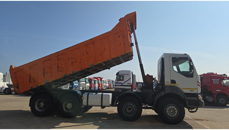 Renault Kerax 370 (PARFAIT ETAT / LAMES / GRAND PONT / BOITE MANUELLE / TRES BON !!) - Tipper: picture 4 Renault Kerax 370 (PARFAIT ETAT / LAMES / GRAND PONT / BOITE MANUELLE / TRES BON !!) - Tipper: picture 4