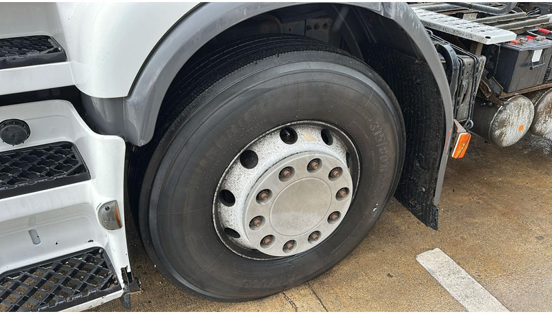 Tractor unit Renault Premium 450 (BOITE MANUELLE / MANUAL GEARBOX): picture 9