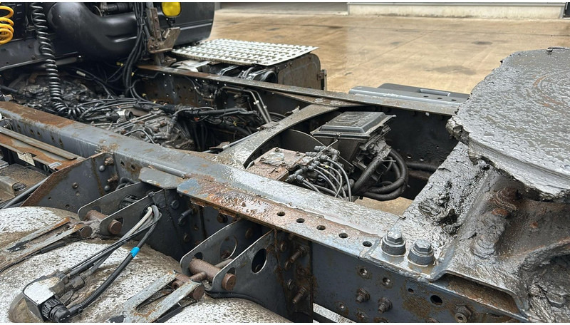 Tractor unit Renault Premium 450 (BOITE MANUELLE / MANUAL GEARBOX): picture 13