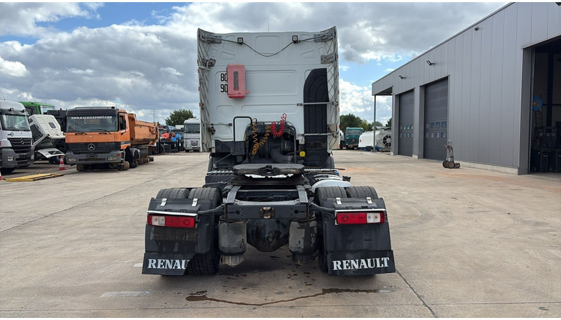 Renault Premium 450 DXI (BOITE MANUELLE / MANUAL GEARBOX) - Tractor unit: picture 5 Renault Premium 450 DXI (BOITE MANUELLE / MANUAL GEARBOX) - Tractor unit: picture 5