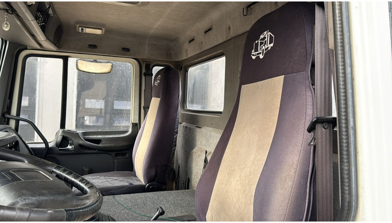 Volvo FL 220 (FULL STEEL SUSP. / 10 BOLTS / 18 TONS / VERY CLEAN CHASSIS !!! / CHASSIS 5.50M LENGHT) leasing Volvo FL 220 (FULL STEEL SUSP. / 10 BOLTS / 18 TONS / VERY CLEAN CHASSIS !!! / CHASSIS 5.50M LENGHT): picture 18
