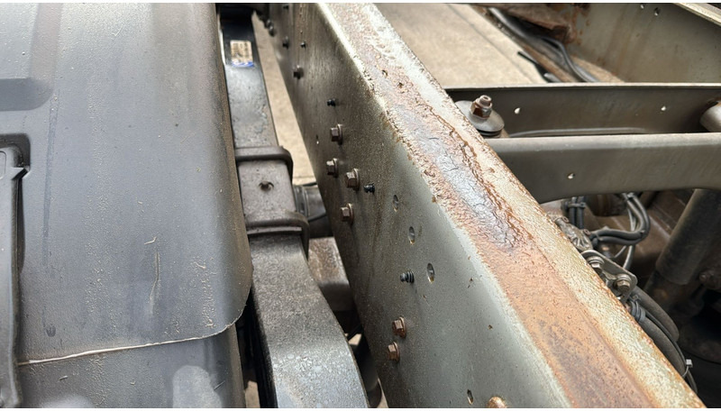 Volvo FL 220 (FULL STEEL SUSP. / 10 BOLTS / 18 TONS / VERY CLEAN CHASSIS !!! / CHASSIS 5.50M LENGHT) leasing Volvo FL 220 (FULL STEEL SUSP. / 10 BOLTS / 18 TONS / VERY CLEAN CHASSIS !!! / CHASSIS 5.50M LENGHT): picture 10