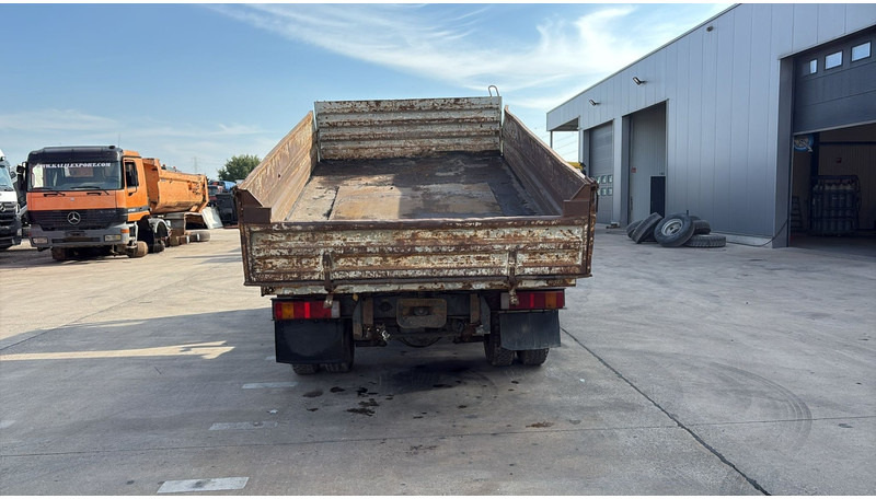 Volvo FL 6 - 8 (MANUAL PUMP / POMPE MANUELLE) - Tipper: picture 5 Volvo FL 6 - 8 (MANUAL PUMP / POMPE MANUELLE) - Tipper: picture 5
