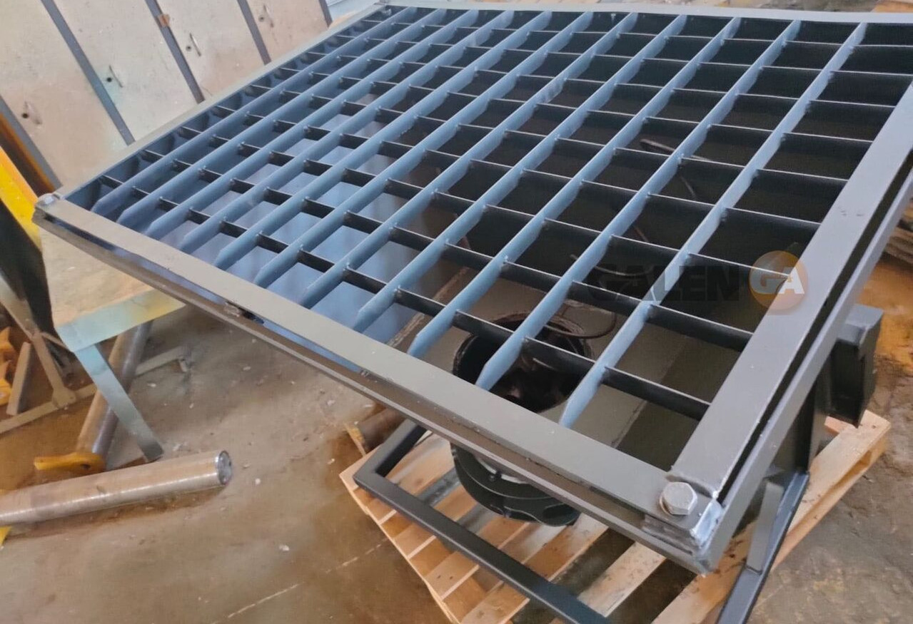 Bobcat Salt/Sand Spreader - Sand/ Salt spreader: picture 5 Bobcat Salt/Sand Spreader - Sand/ Salt spreader: picture 5