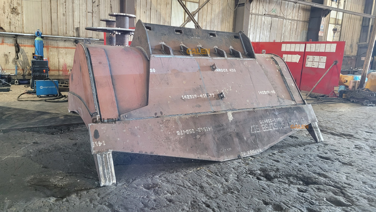 CATERPILLAR 988 Marble Attachments - Forks for Wheel loader: picture 3 CATERPILLAR 988 Marble Attachments - Forks for Wheel loader: picture 3