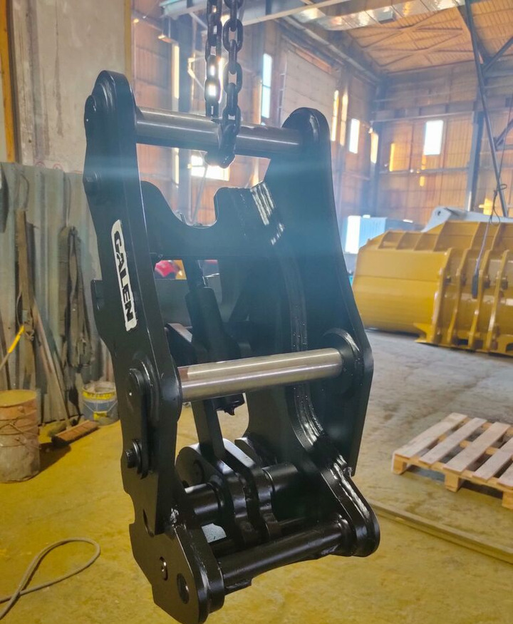 GALEN Volvo BL71 - Quick coupler for Backhoe loader: picture 3 GALEN Volvo BL71 - Quick coupler for Backhoe loader: picture 3