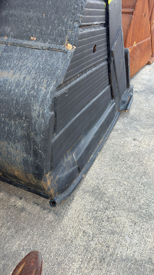 HITACHI ZX520/530 Cheap Second Hand Bucket - Excavator bucket: picture 5 HITACHI ZX520/530 Cheap Second Hand Bucket - Excavator bucket: picture 5