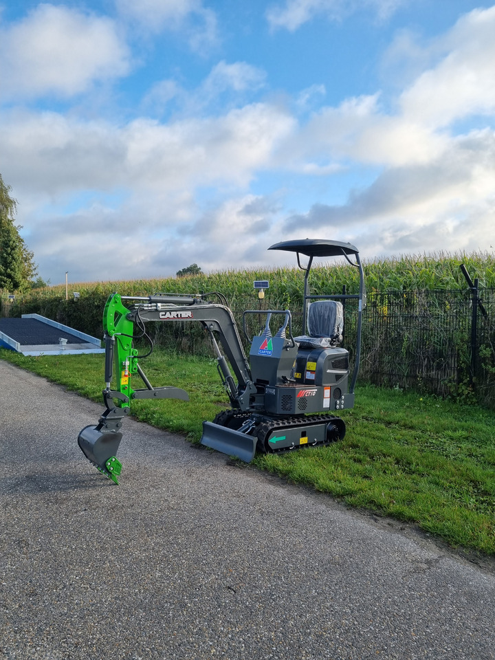 Mini excavator WCM CT10: picture 1