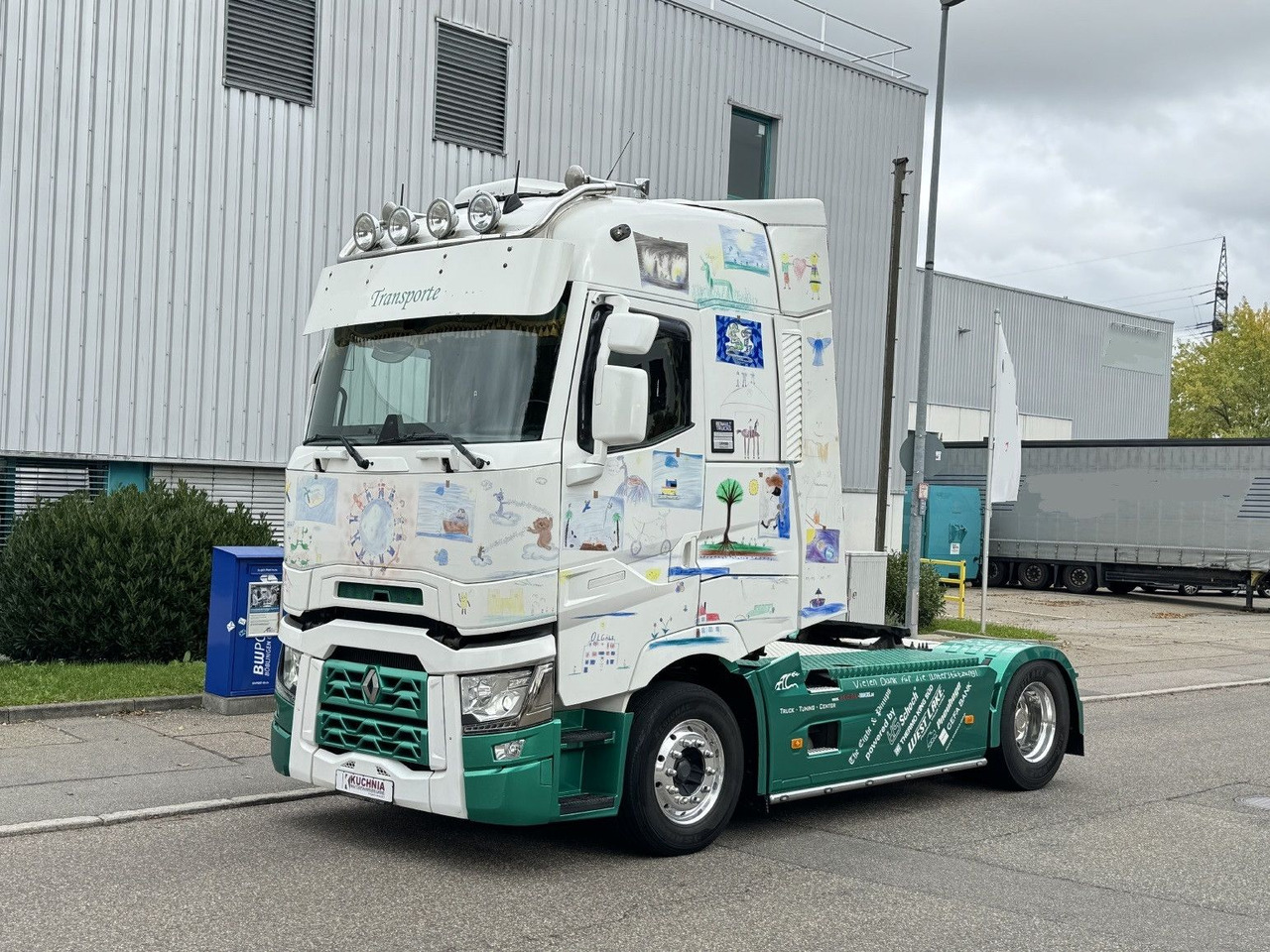 Renault T520 HIGHCAB Comfort 2-Tanks Retarder Airbrush - Tractor unit: picture 1 Renault T520 HIGHCAB Comfort 2-Tanks Retarder Airbrush - Tractor unit: picture 1