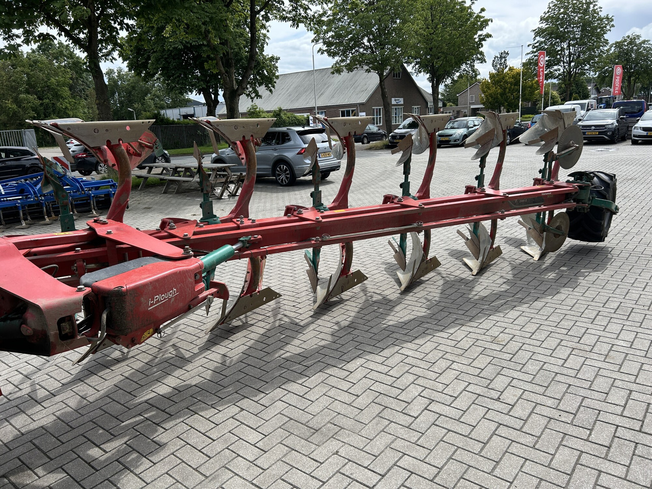 Kverneland KK2500B-100 - Plow: picture 1 Kverneland KK2500B-100 - Plow: picture 1