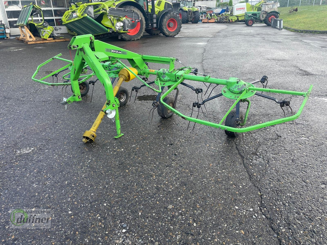 Deutz-Fahr KH 2.44 - Tedder/ Rake: picture 1 Deutz-Fahr KH 2.44 - Tedder/ Rake: picture 1