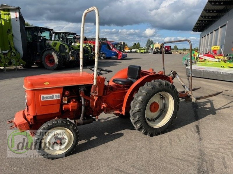 Renault R 7213 Schmalspur - Mini tractor: picture 1 Renault R 7213 Schmalspur - Mini tractor: picture 1