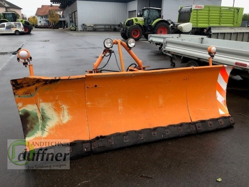 Schmidt 3,0 Meter - Snow plough for Utility/ Special vehicle: picture 2 Schmidt 3,0 Meter - Snow plough for Utility/ Special vehicle: picture 2