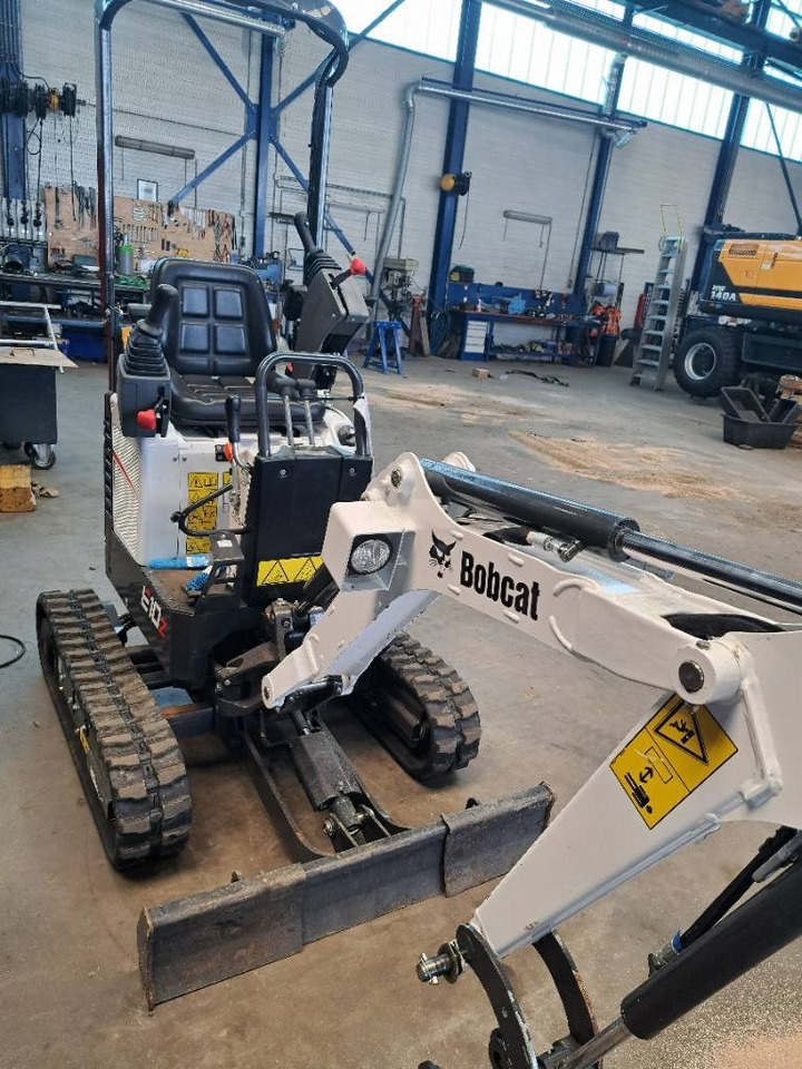 Bobcat E10Z - Mini excavator: picture 1 Bobcat E10Z - Mini excavator: picture 1