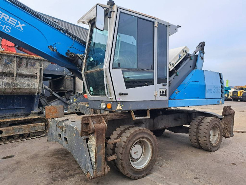 Fuchs MHL 335 - Waste/ Industry handler: picture 4 Fuchs MHL 335 - Waste/ Industry handler: picture 4