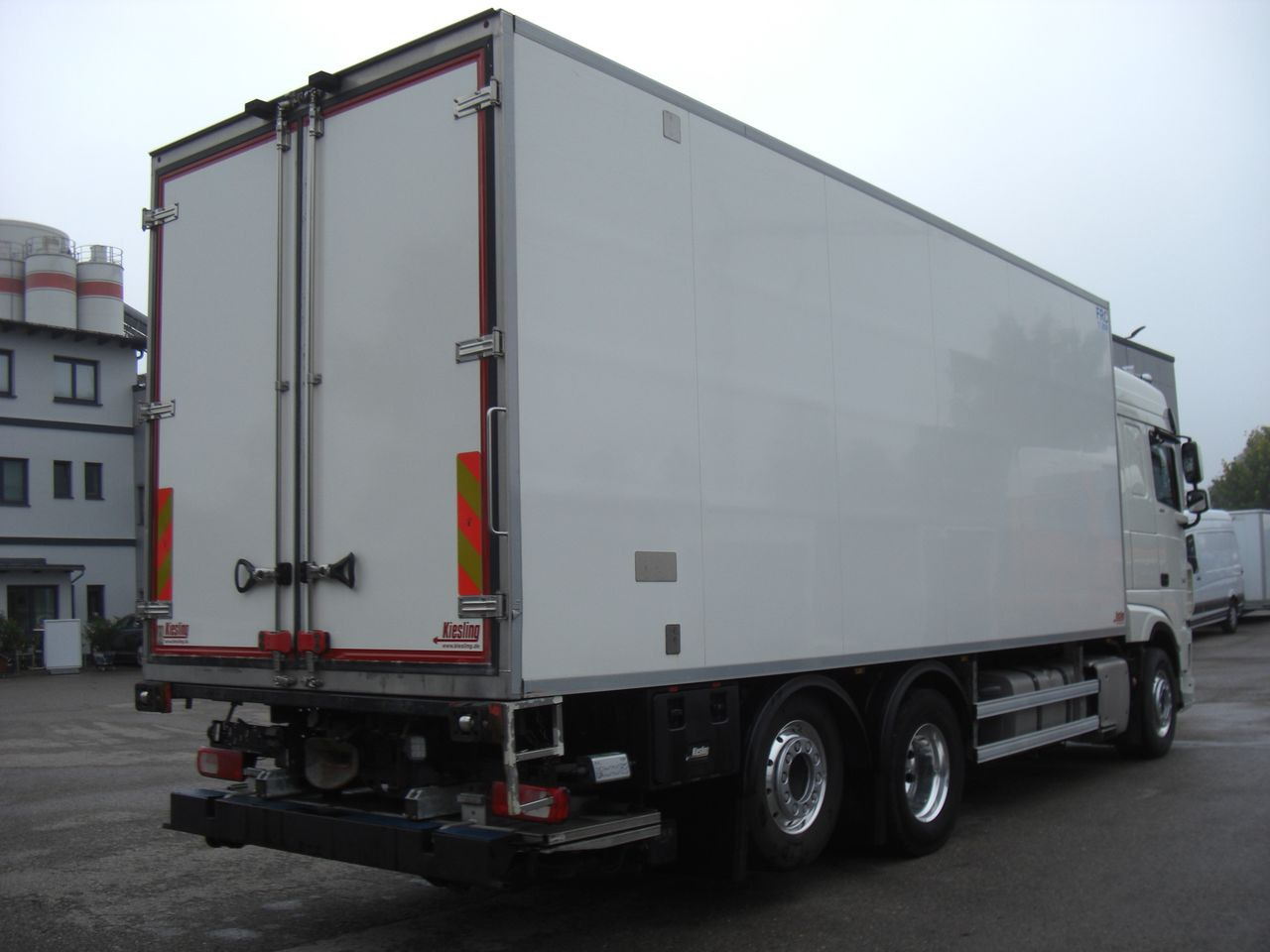 DAF XF480FAR - Refrigerator truck: picture 3 DAF XF480FAR - Refrigerator truck: picture 3