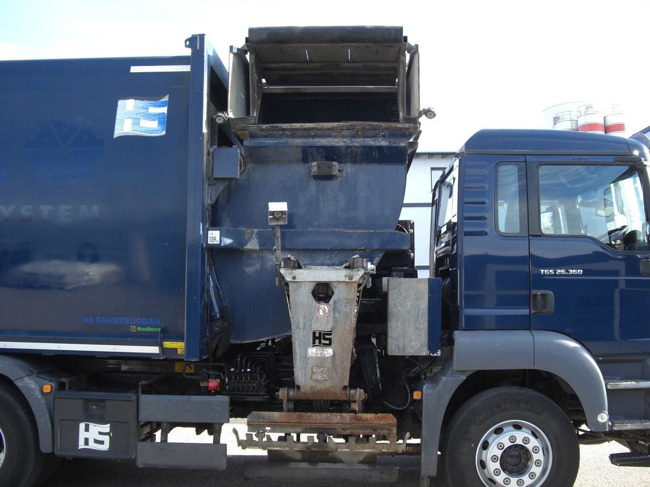 MAN 26360LL / Rechtsgesteuert MAN 26360LL / Rechtsgesteuert - Garbage truck: picture 5 MAN 26360LL / Rechtsgesteuert MAN 26360LL / Rechtsgesteuert - Garbage truck: picture 5