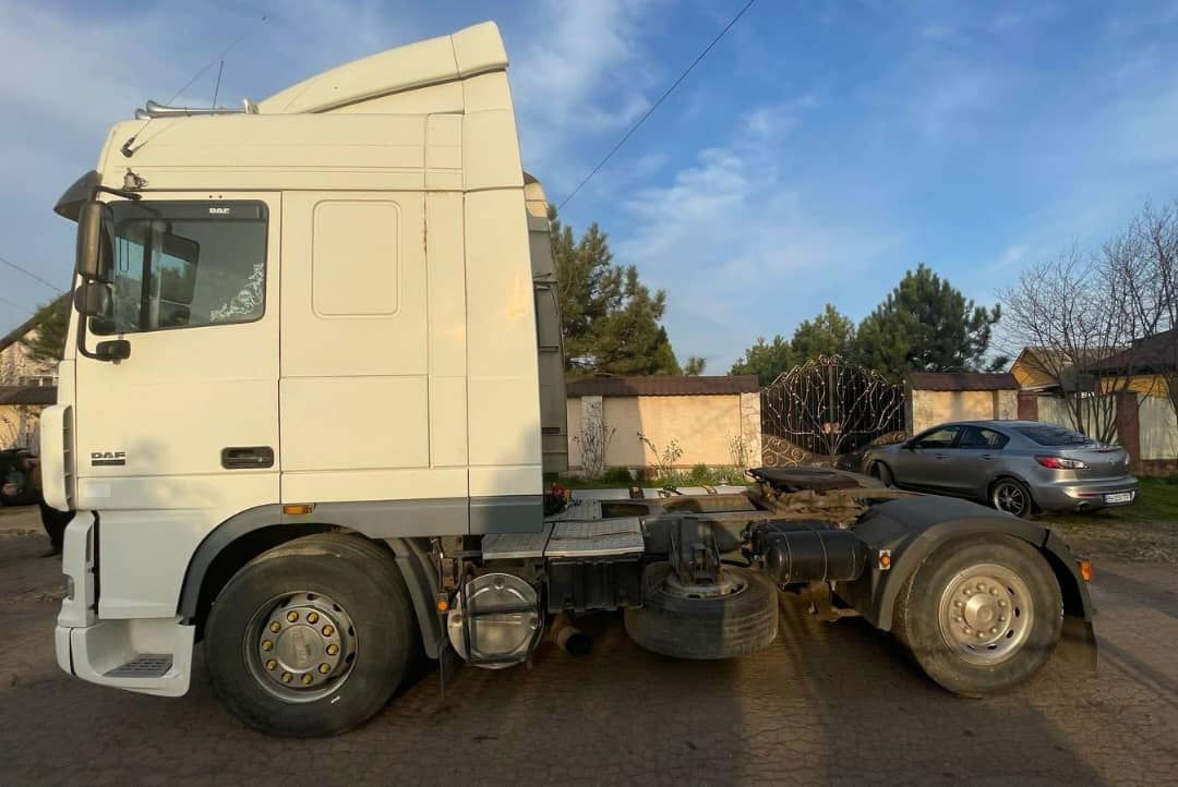 DAF XF 95.430 Tractor head - Tractor unit: picture 5 DAF XF 95.430 Tractor head - Tractor unit: picture 5