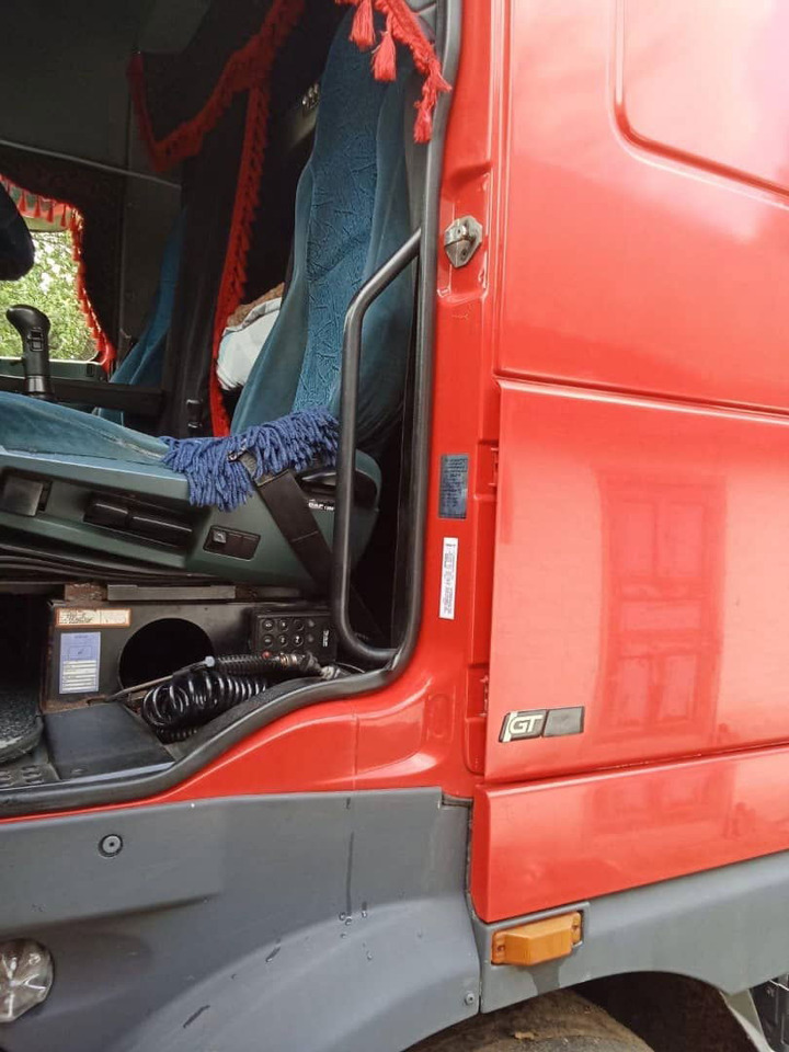 DAF XF 95.430 Tractor unit - Tractor unit: picture 4 DAF XF 95.430 Tractor unit - Tractor unit: picture 4