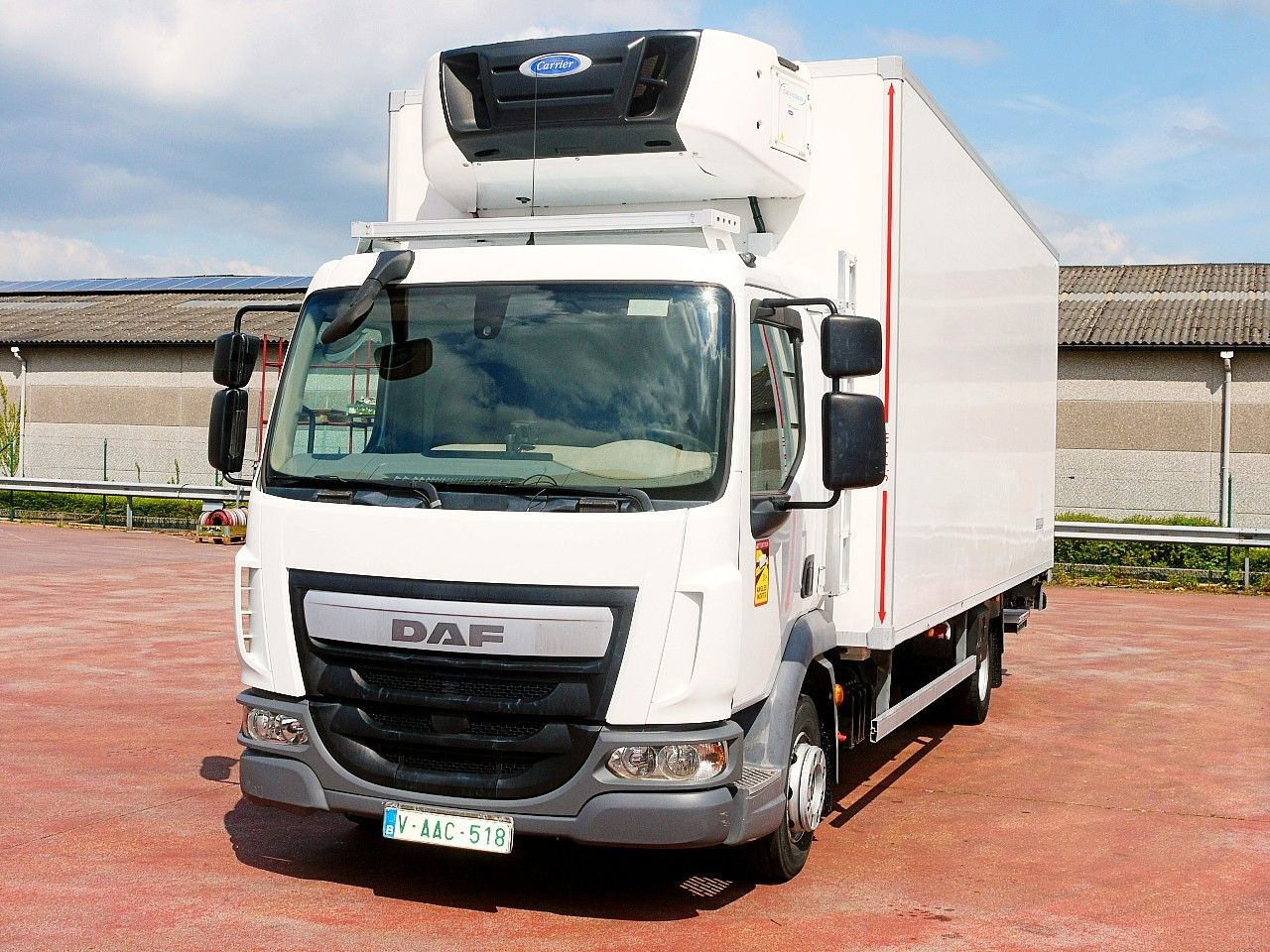 DAF 180.12 LF FA KUHLKOFFER CARRIER SUPRA 850 MULTI - Refrigerator truck: picture 5 DAF 180.12 LF FA KUHLKOFFER CARRIER SUPRA 850 MULTI - Refrigerator truck: picture 5