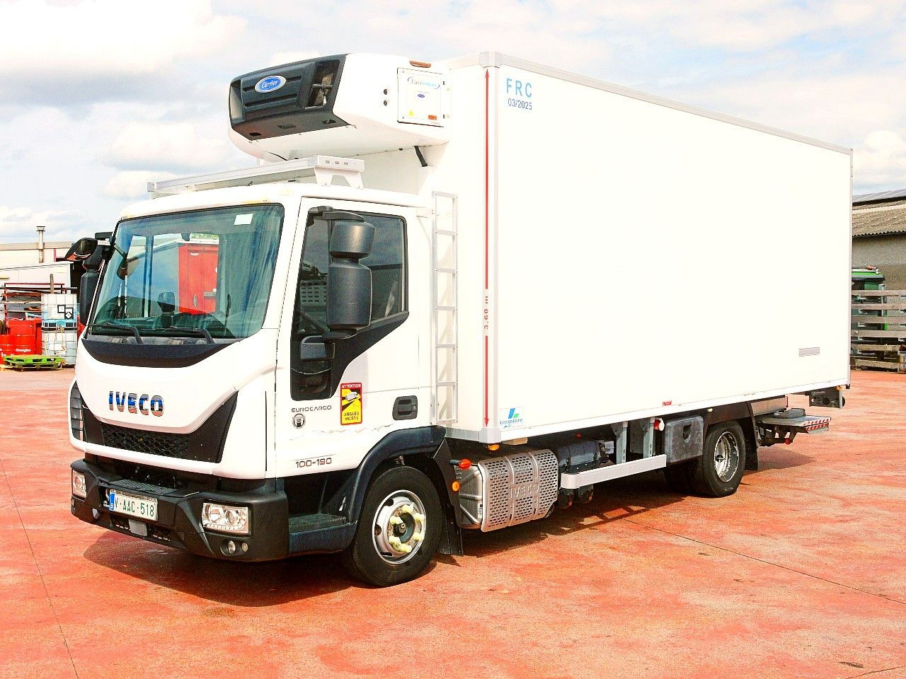 Iveco 100E19 KUHLKOFFER CARRIER SUPRA 550 luft fed A/C - Refrigerator truck: picture 4 Iveco 100E19 KUHLKOFFER CARRIER SUPRA 550 luft fed A/C - Refrigerator truck: picture 4