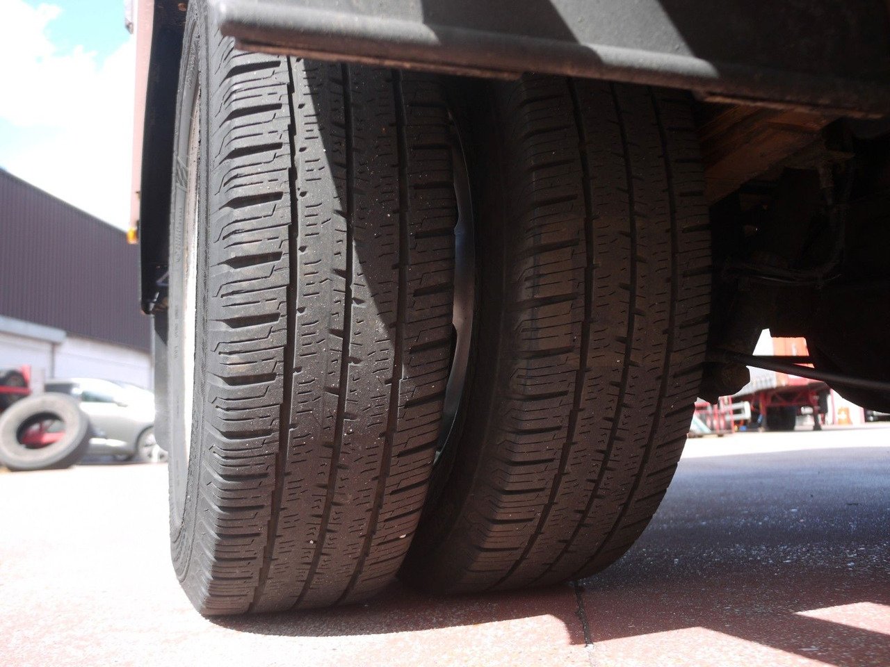 Refrigerated delivery van Iveco 35C13 DAILY KUHLKOFFER CARRIER XARIOS 600 MULTI: picture 20 Refrigerated delivery van Iveco 35C13 DAILY KUHLKOFFER CARRIER XARIOS 600 MULTI: picture 20