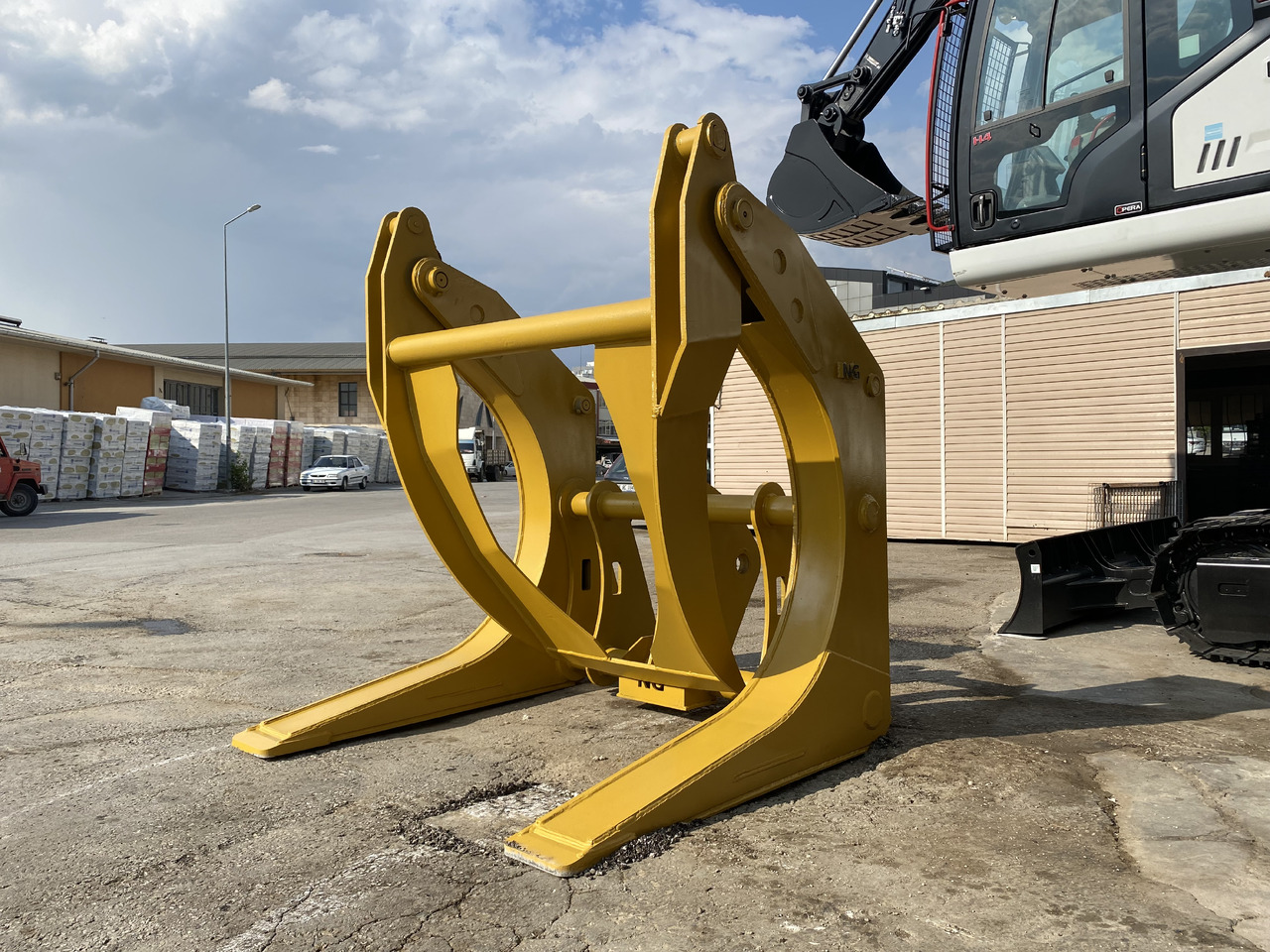 LOG GRAPPLE FOR LOADER - Clamp for Wheel loader: picture 4 LOG GRAPPLE FOR LOADER - Clamp for Wheel loader: picture 4