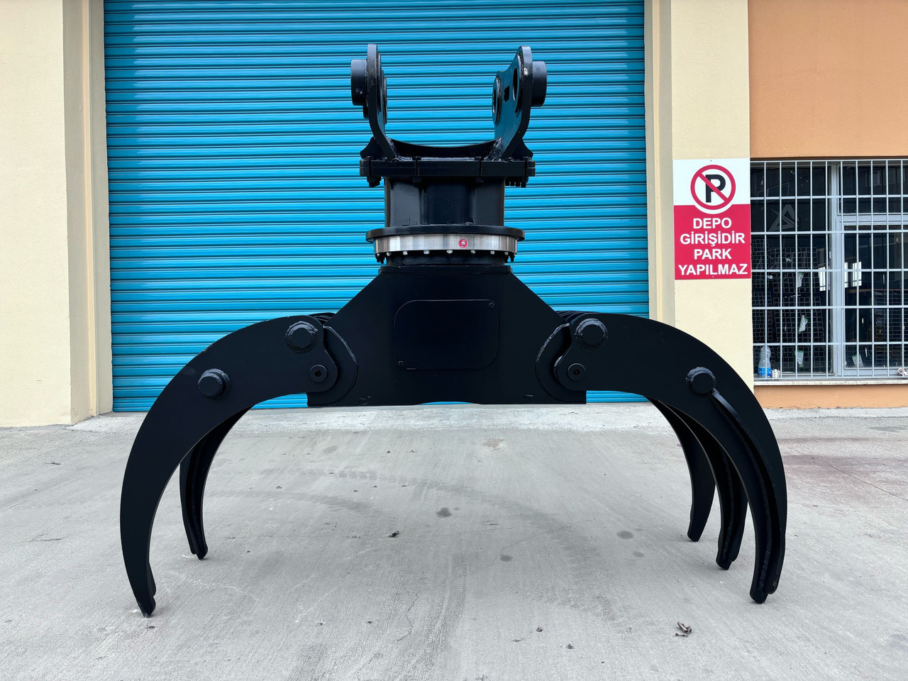 NEW LOG/TIMBER GRAPPLE - NG ATTACHMENTS - Grapple for Excavator: picture 1 NEW LOG/TIMBER GRAPPLE - NG ATTACHMENTS - Grapple for Excavator: picture 1