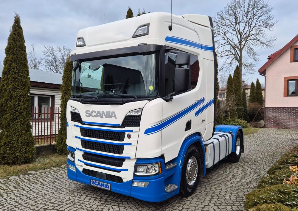 Scania R450 - Tractor unit: picture 1 Scania R450 - Tractor unit: picture 1