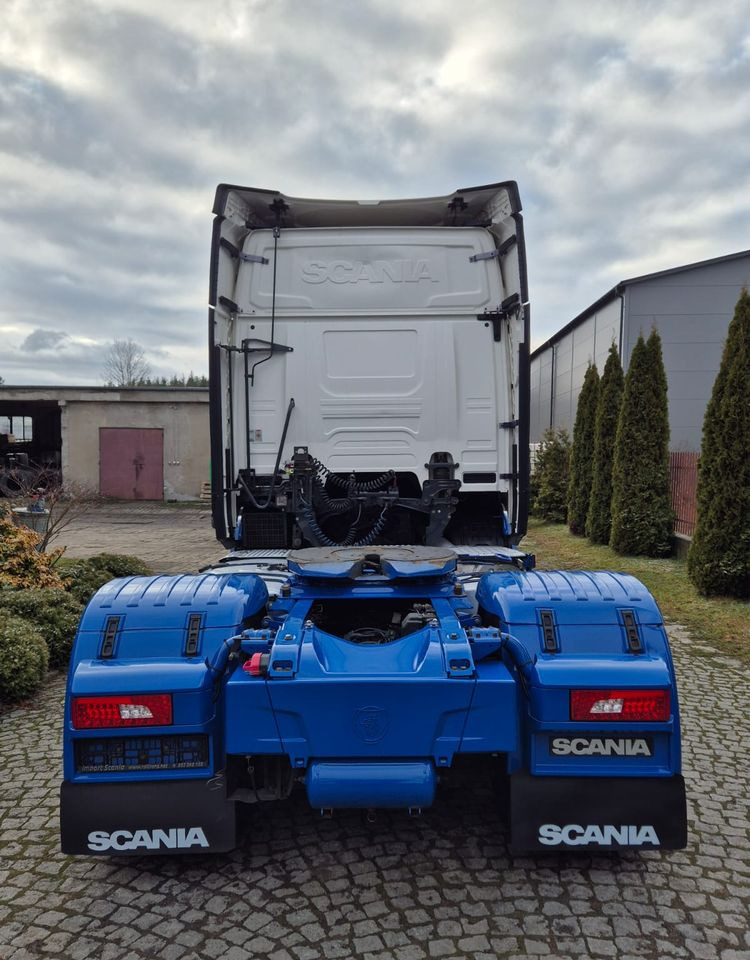 Scania R450 - Tractor unit: picture 5 Scania R450 - Tractor unit: picture 5