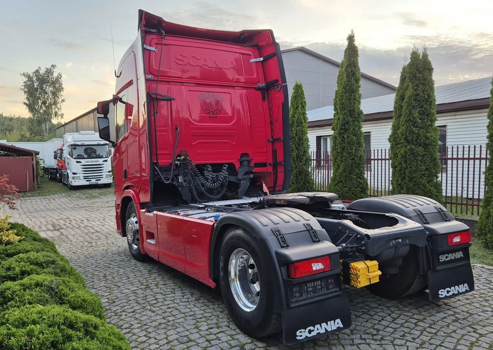 Scania S450 - Tractor unit: picture 4 Scania S450 - Tractor unit: picture 4