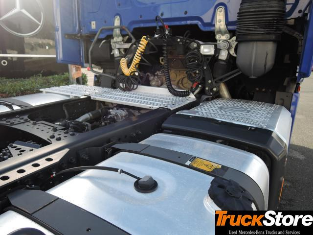 Mercedes-Benz Actros 1845 LS - Tractor unit: picture 2 Mercedes-Benz Actros 1845 LS - Tractor unit: picture 2